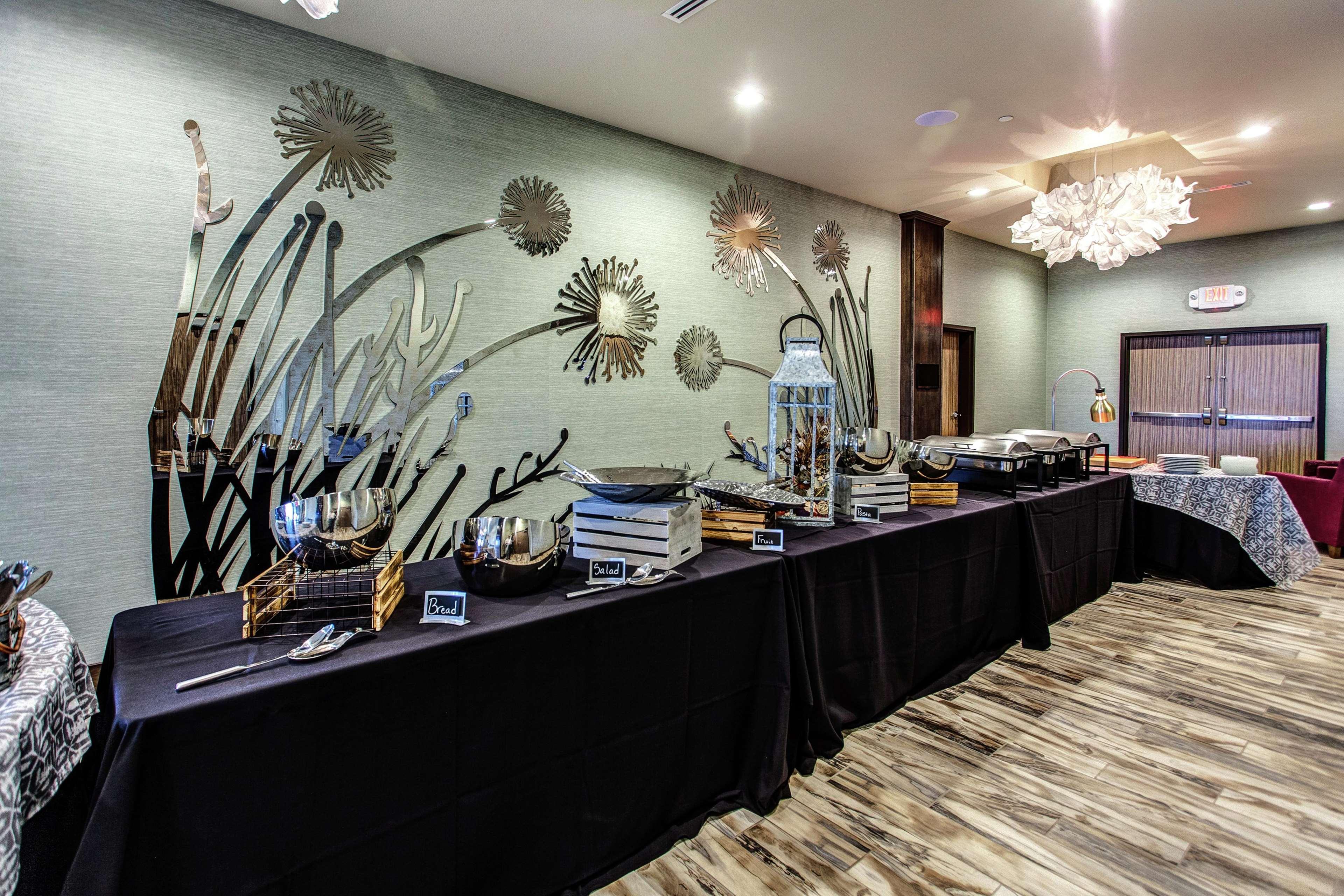 Hilton Garden Inn Topeka Eksteriør bilde