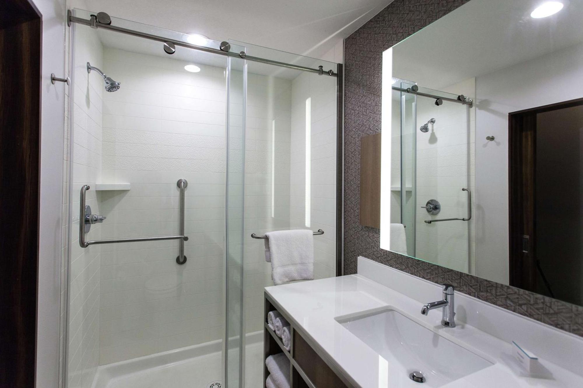 Hilton Garden Inn Topeka Eksteriør bilde