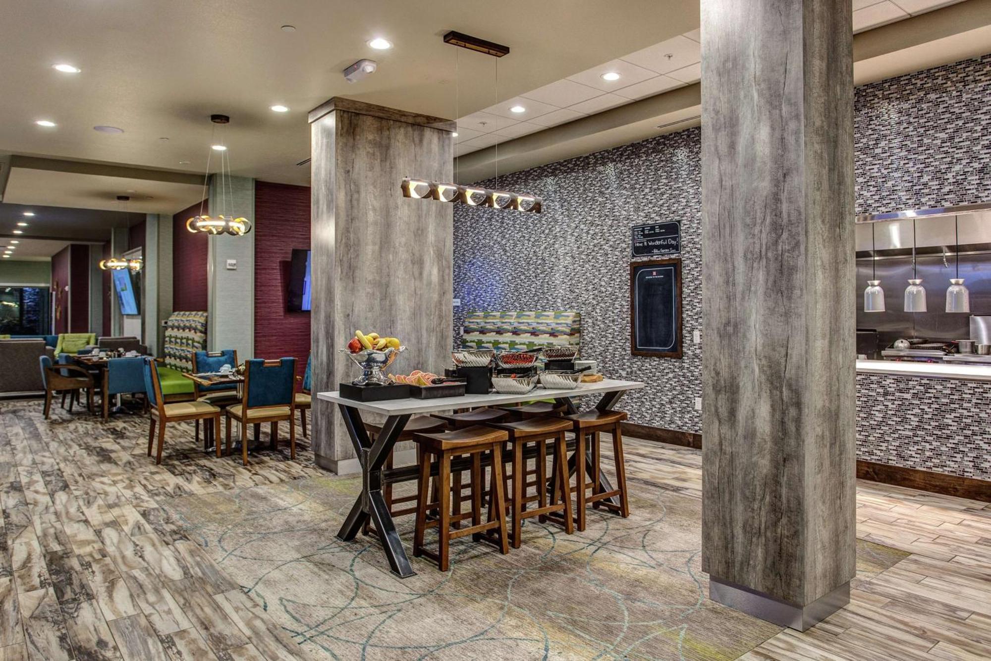 Hilton Garden Inn Topeka Eksteriør bilde